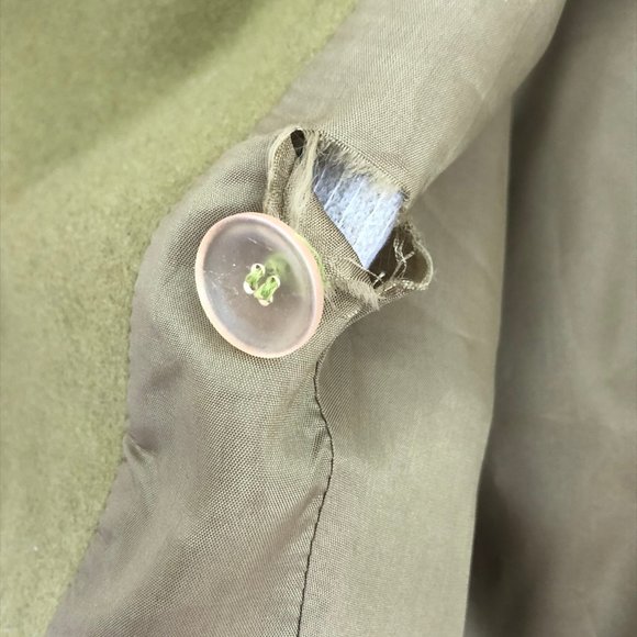 Green Unique Jacket - Picture 4 of 4